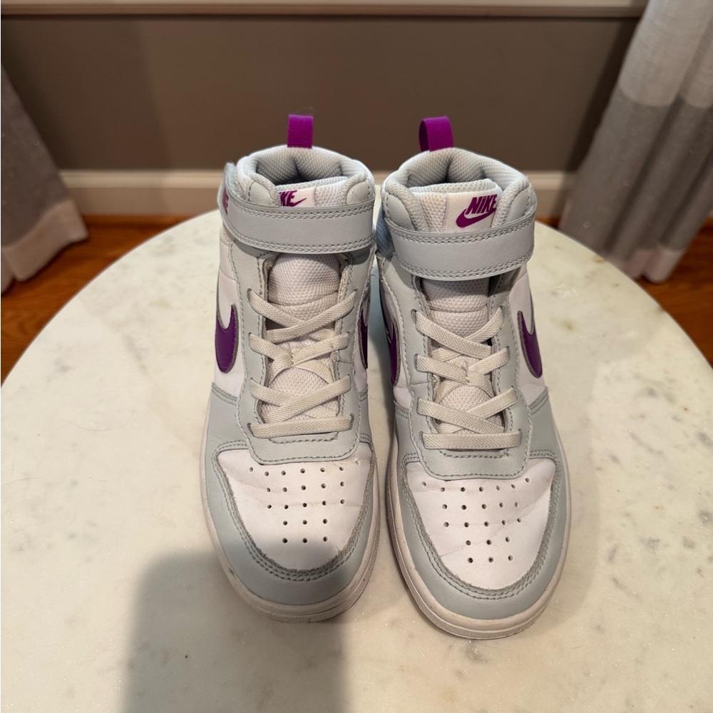 Nike Kids High-Top Sneakers - White and Purple